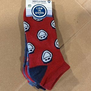 NWT Life is Good socks